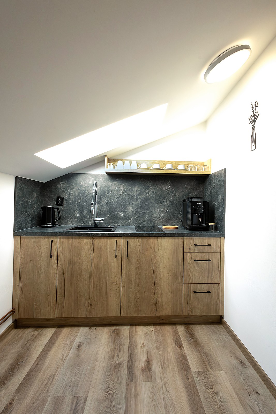 Apartmán č. 6 pro 5 osob s vlastní kuchyní — interiér