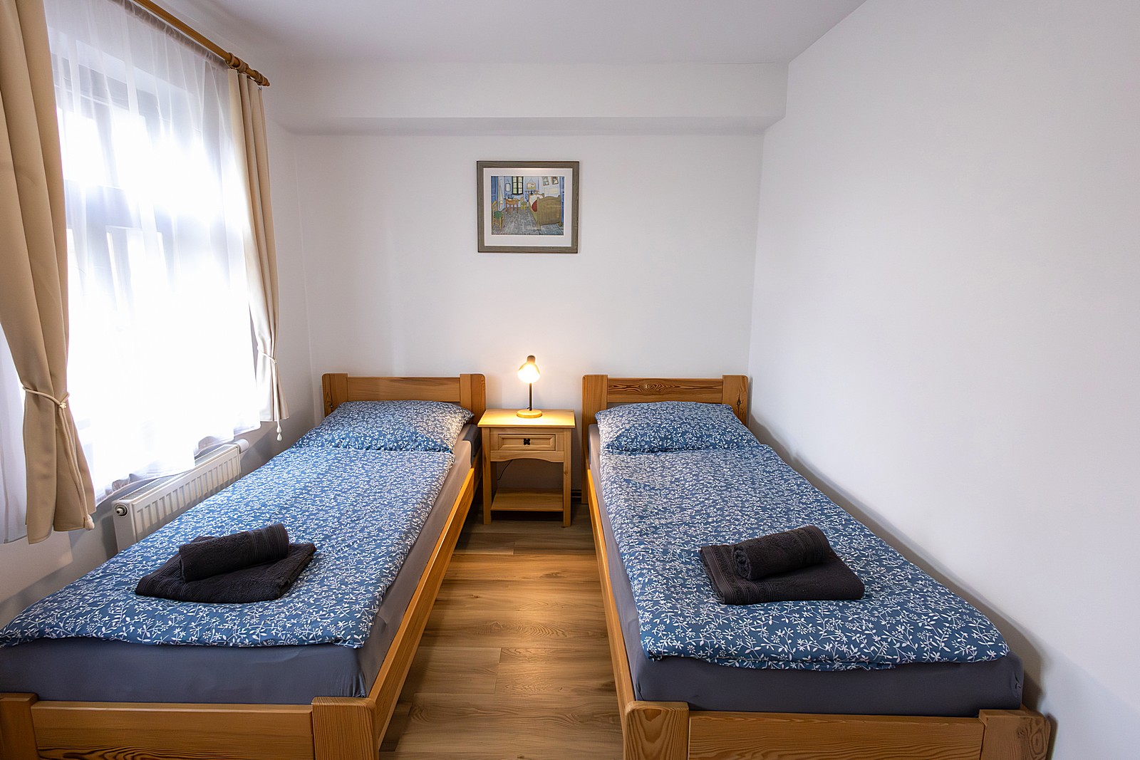 Pokoj č. 1 pro 5 osob se dvěma oddělenými ložnicemi — interiér